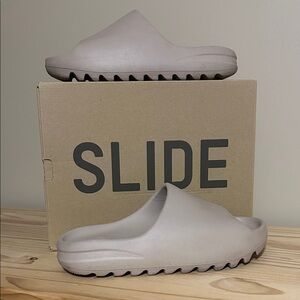 Yeezy Slides Pure GW1934